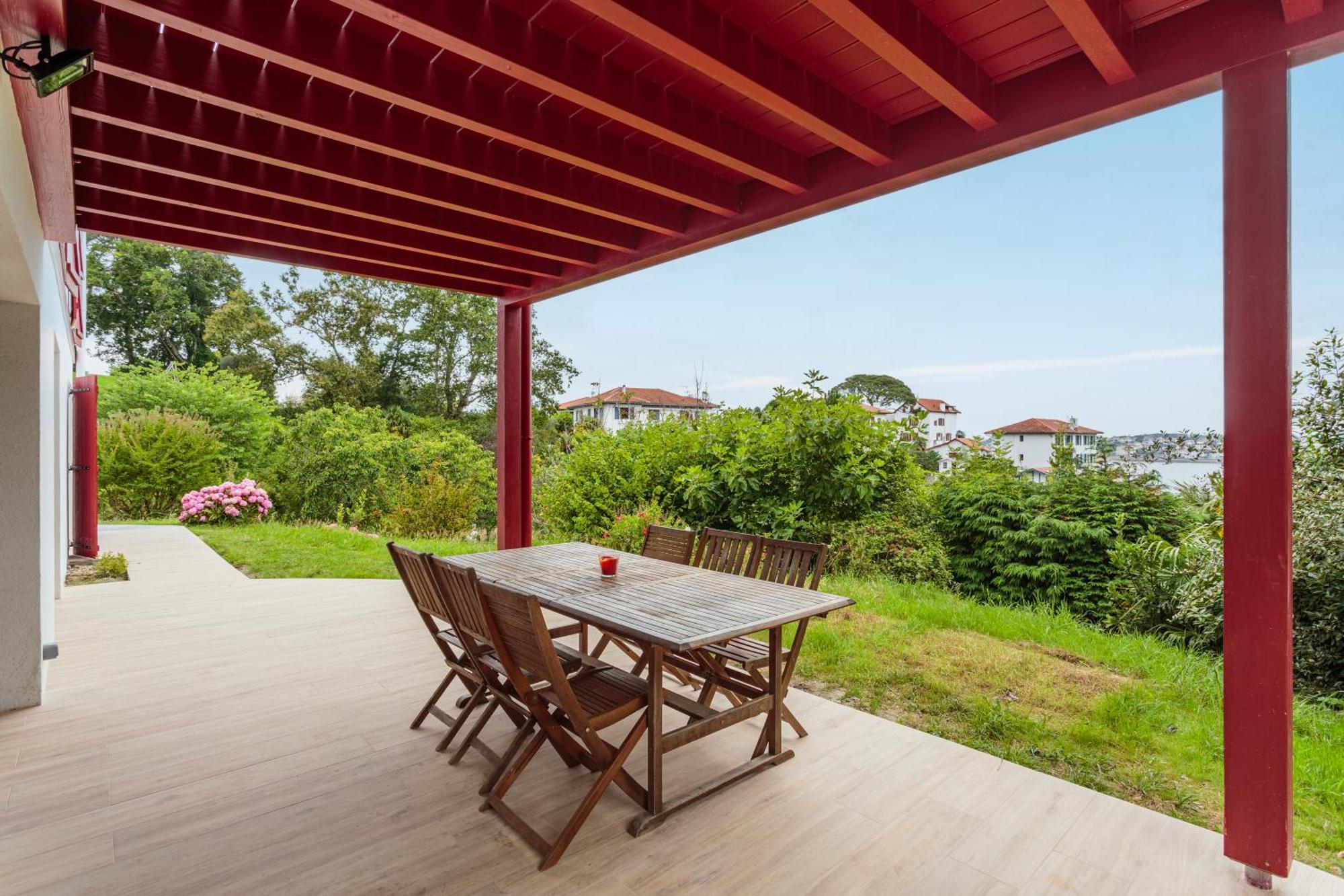 Villa Familiale Renovee Avec Une Vue Incomparable Sur La Baie Ciboure Luaran gambar