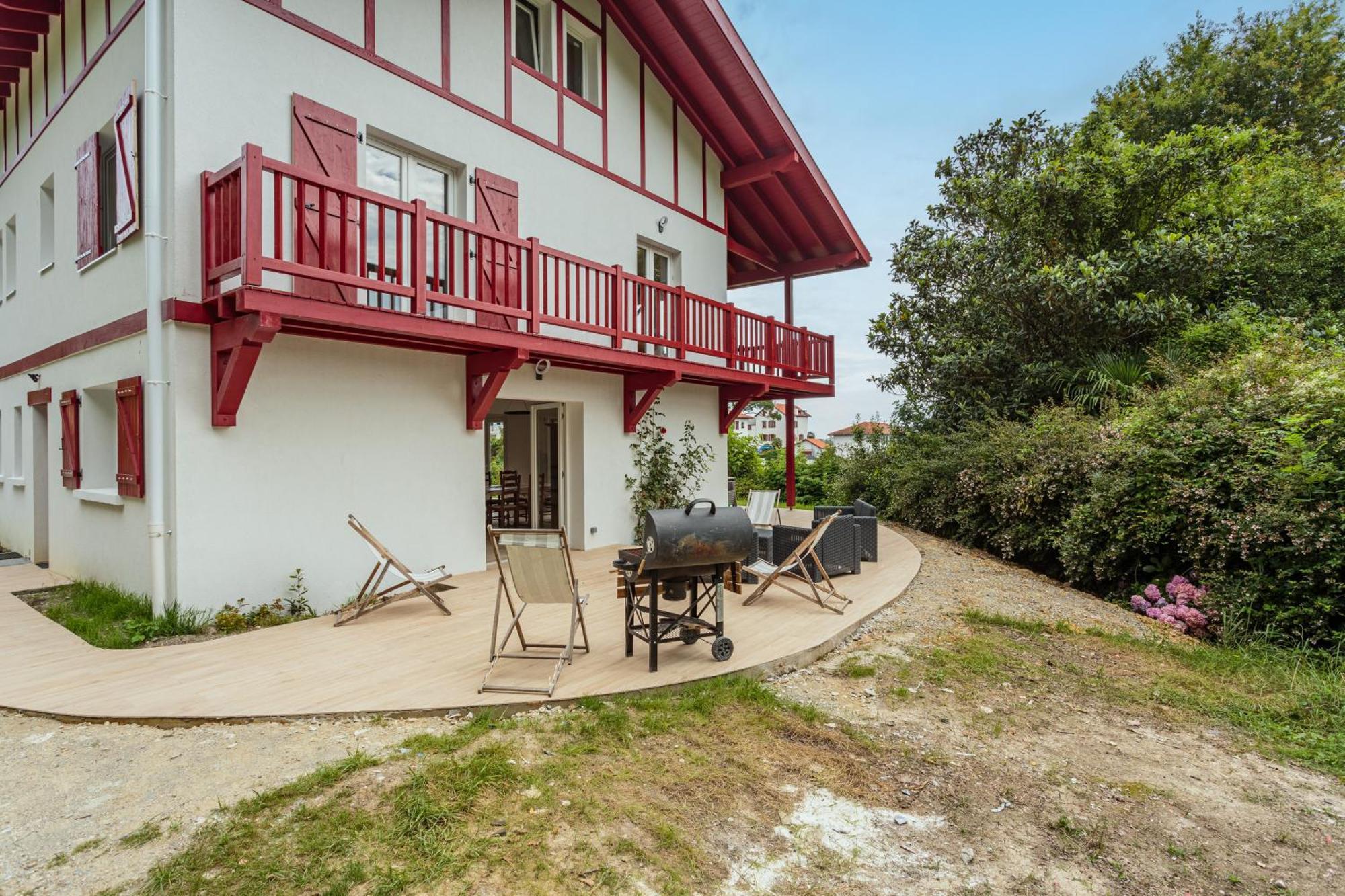 Villa Familiale Renovee Avec Une Vue Incomparable Sur La Baie Ciboure Luaran gambar